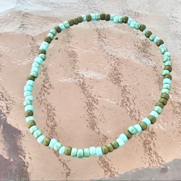 Hand Crafted Jewelry - Stretch bracelet, beaded bracelet, dainty bracelet